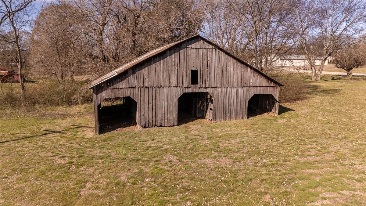 202 Vine Street Loretto TN 38469