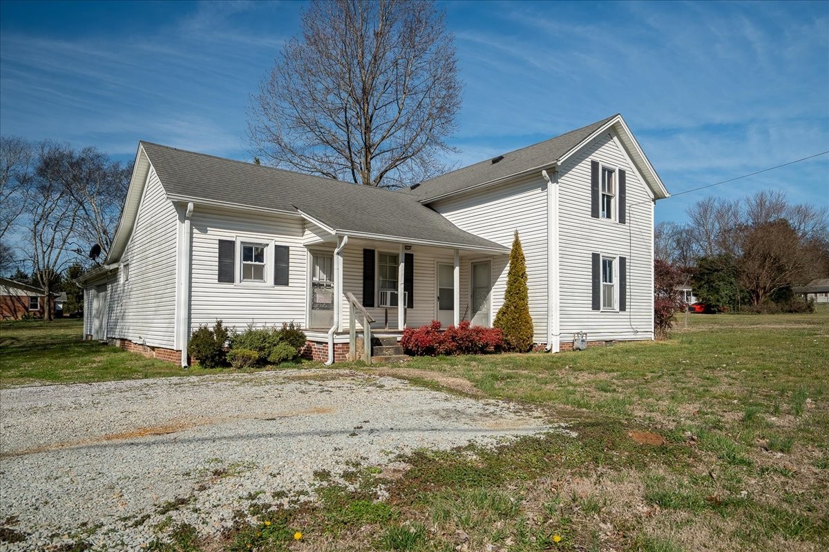 202 Vine Street Loretto TN 38469