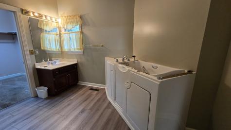 304 Amherst Drive Tullahoma TN 37388