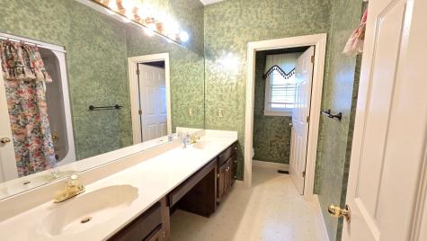 304 Amherst Drive Tullahoma TN 37388