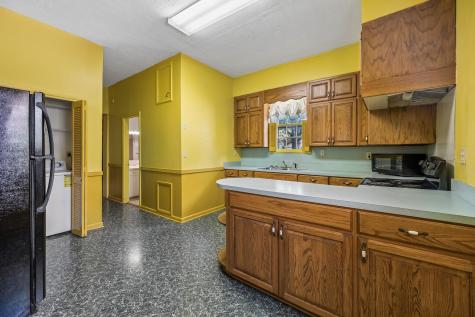 103 Cowan St, W Cowan TN 37318