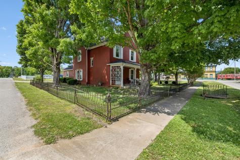 103 Cowan St, W Cowan TN 37318