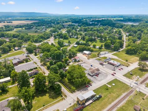 103 Cowan St, W Cowan TN 37318