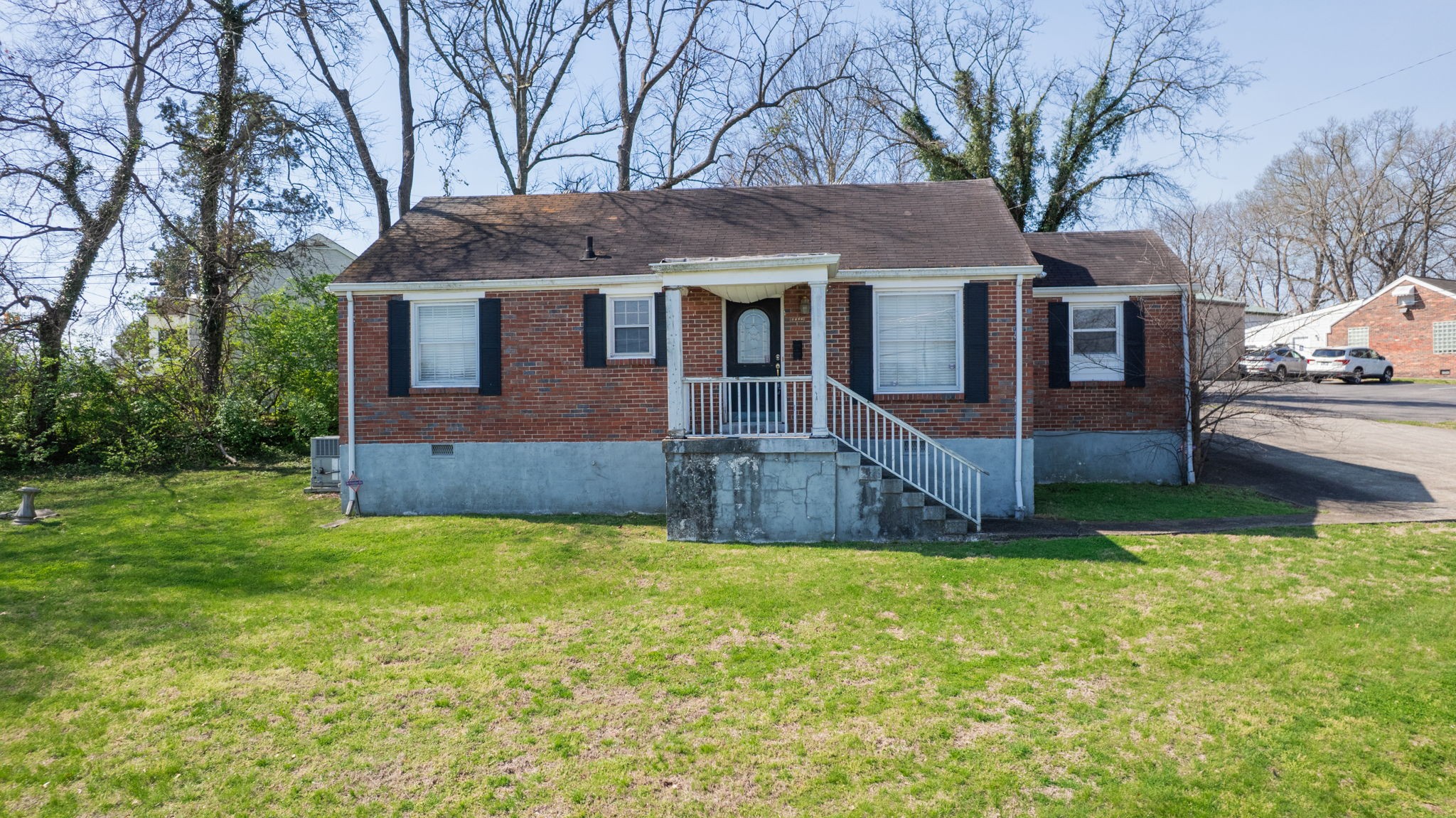 2727 Bransford Avenue Nashville TN 37204