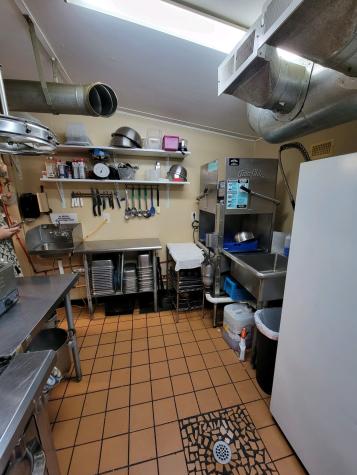 403 W Main Street, W Monteagle TN 37356