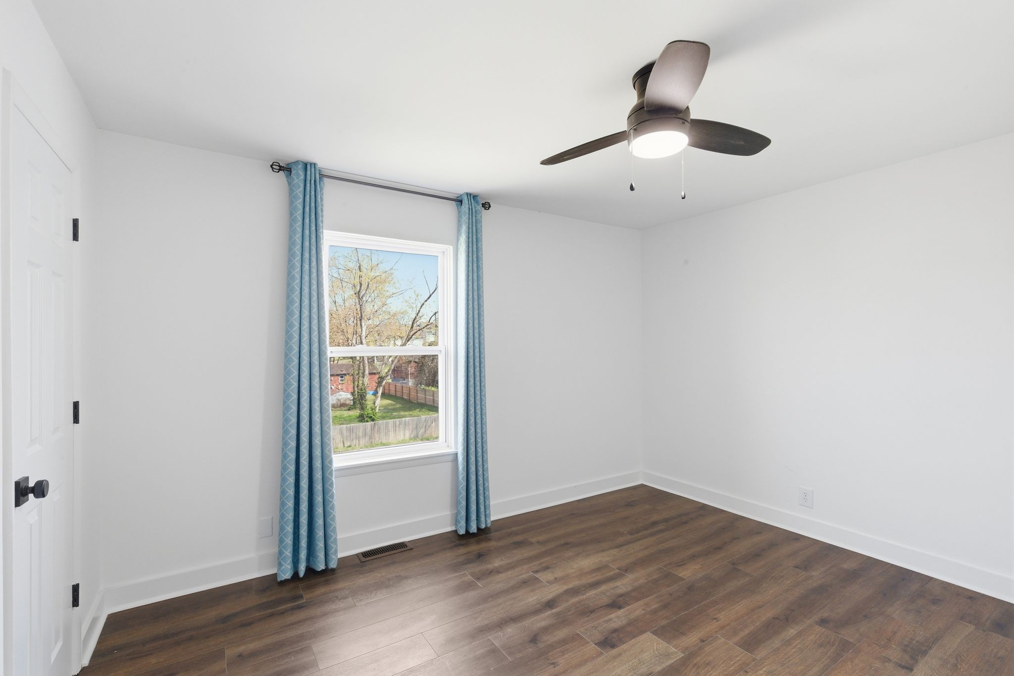 2210A 24th Ave, N Nashville TN 37208