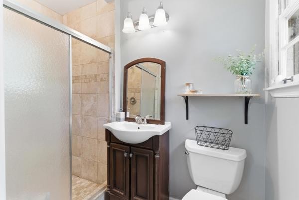 425 Lakeshore Drive Old Hickory TN 37138