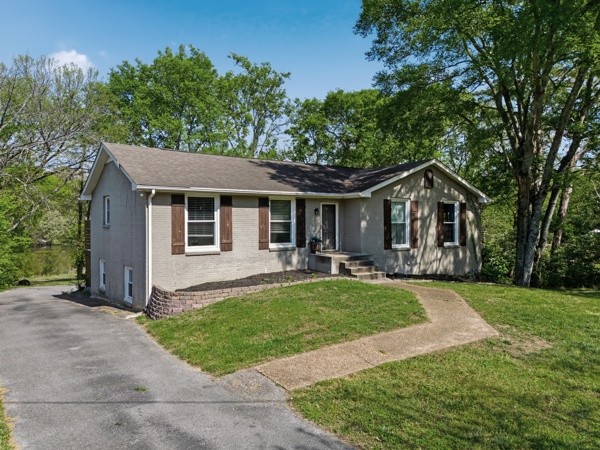 425 Lakeshore Drive Old Hickory TN 37138