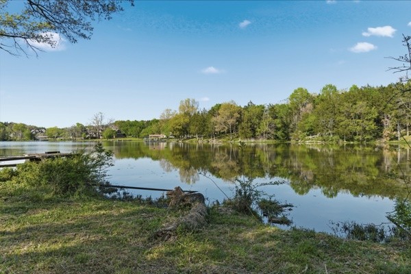 425 Lakeshore Drive Old Hickory TN 37138