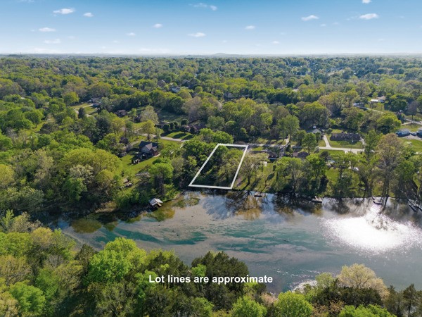 425 Lakeshore Drive Old Hickory TN 37138
