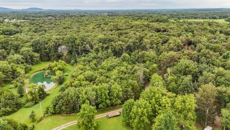 4695 Jones Road Christiana TN 37037