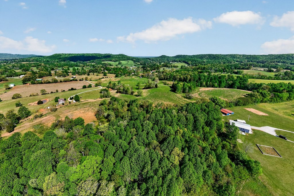515 Jericho Road Quebeck TN 38579