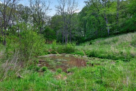 515 Jericho Road Quebeck TN 38579