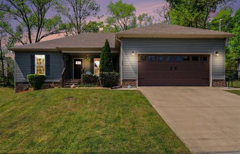 105 Doak Street Shelbyville TN 37160