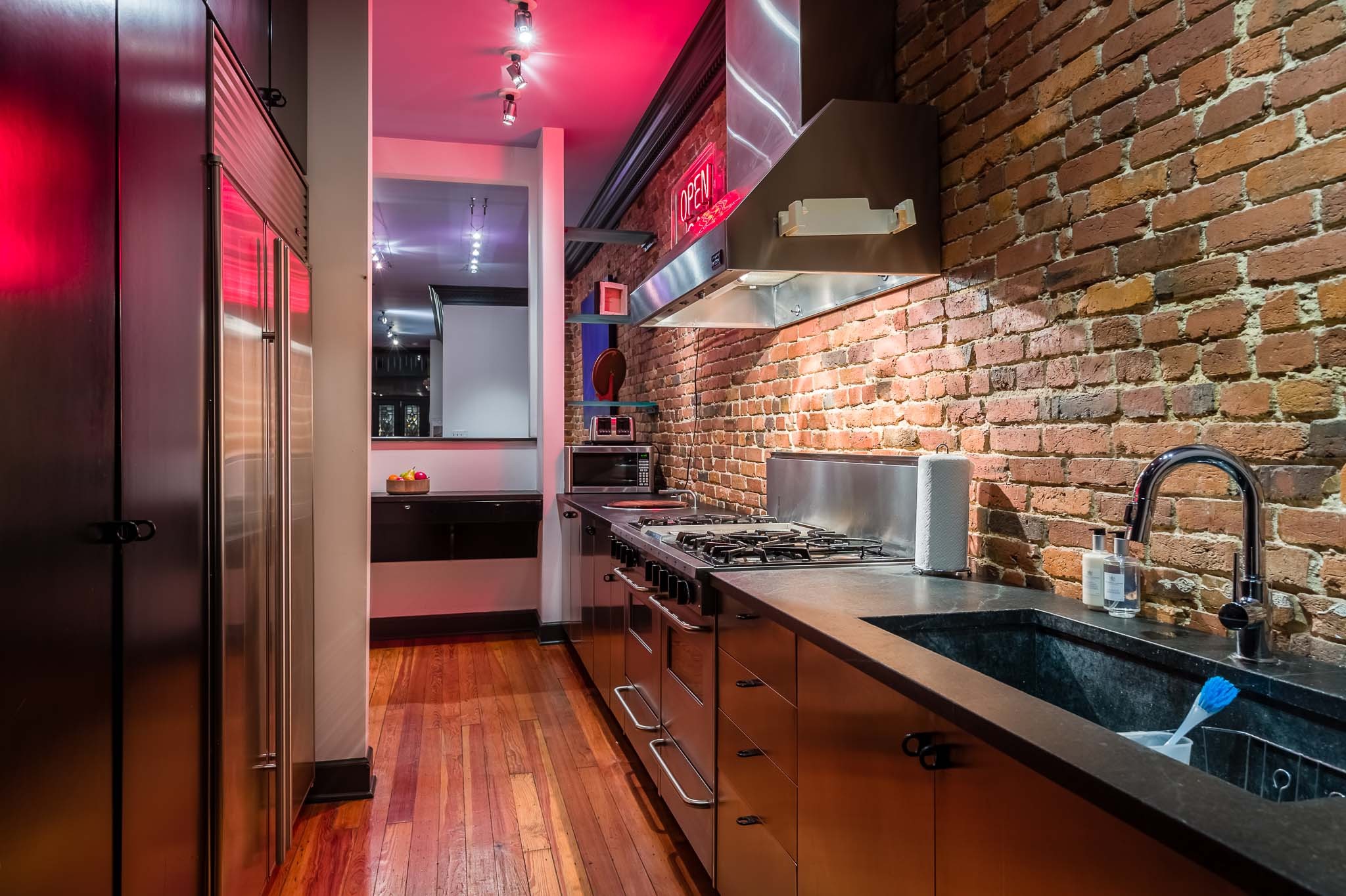211 3rd Ave, N Nashville TN 37201