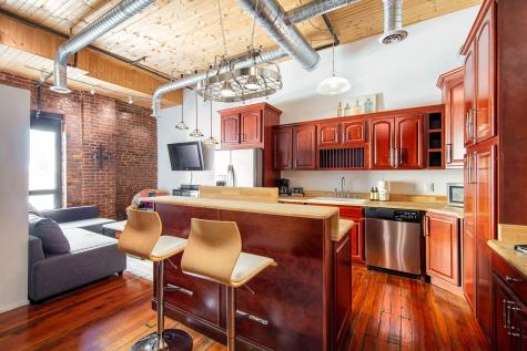 211 3rd Ave, N Nashville TN 37201