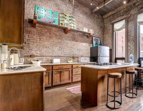 211 3rd Ave, N Nashville TN 37201