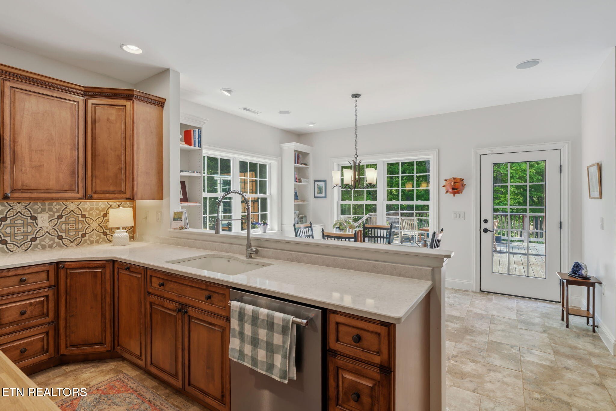 1466 Eagle Furnace Road Rockwood TN 37854