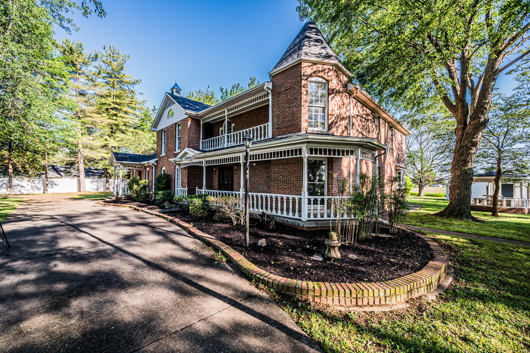 1800 Plano Road Bowling Green KY 42104