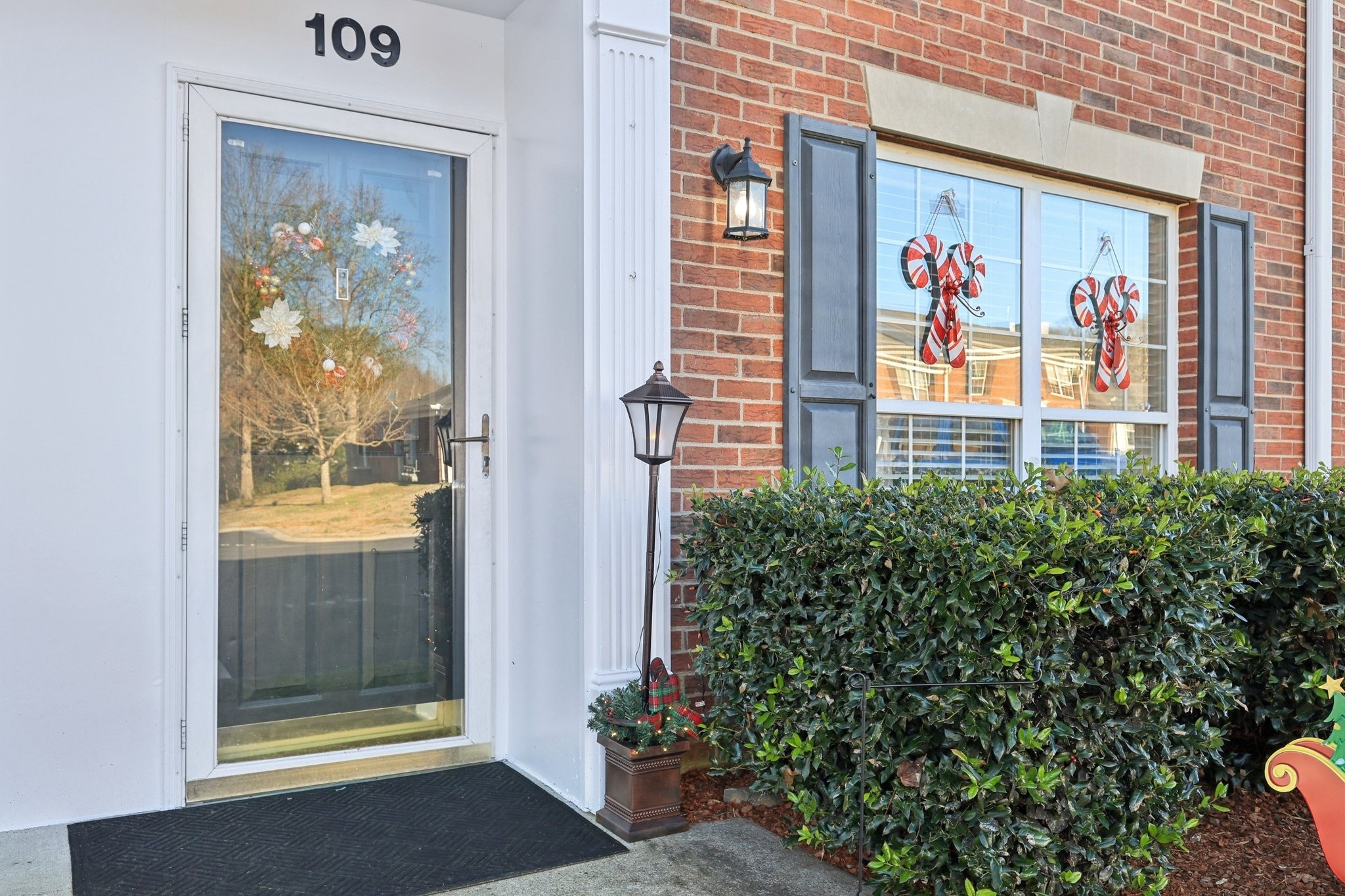 2121 Highway 12, S Ashland City TN 37015