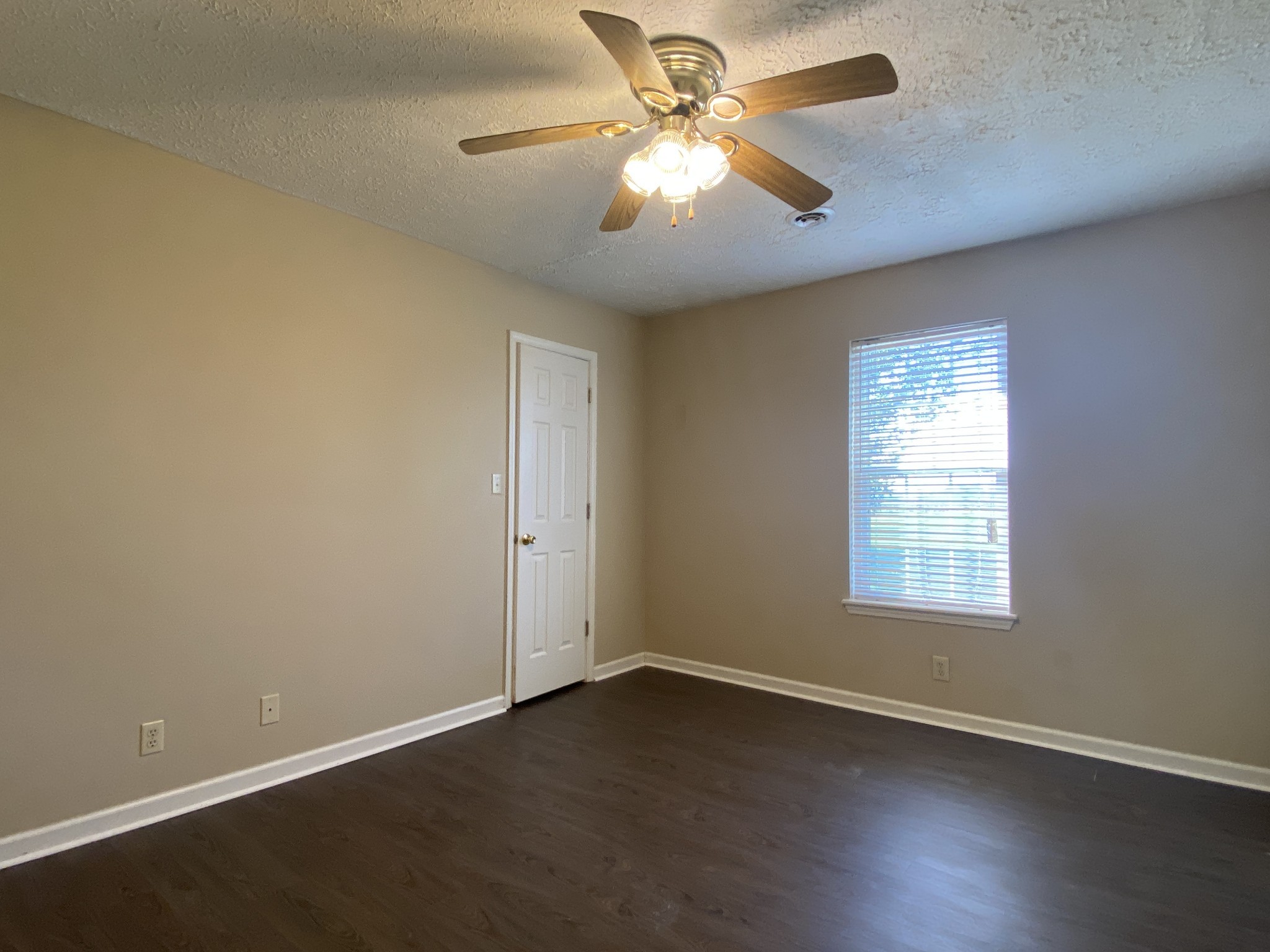309 Bumpus Mills Road Oak Grove KY 42262