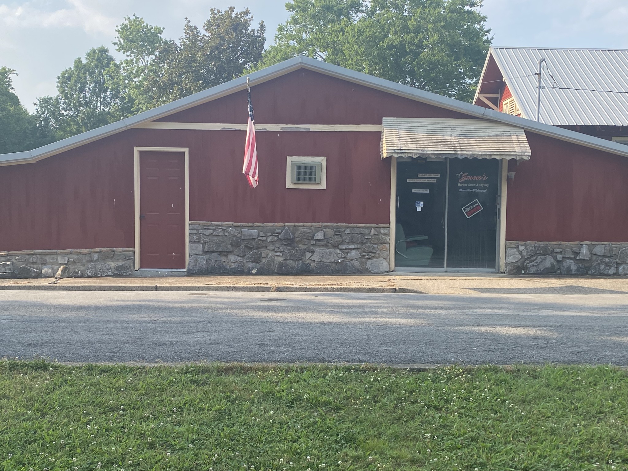 201 Maple Street Bell Buckle TN 37020