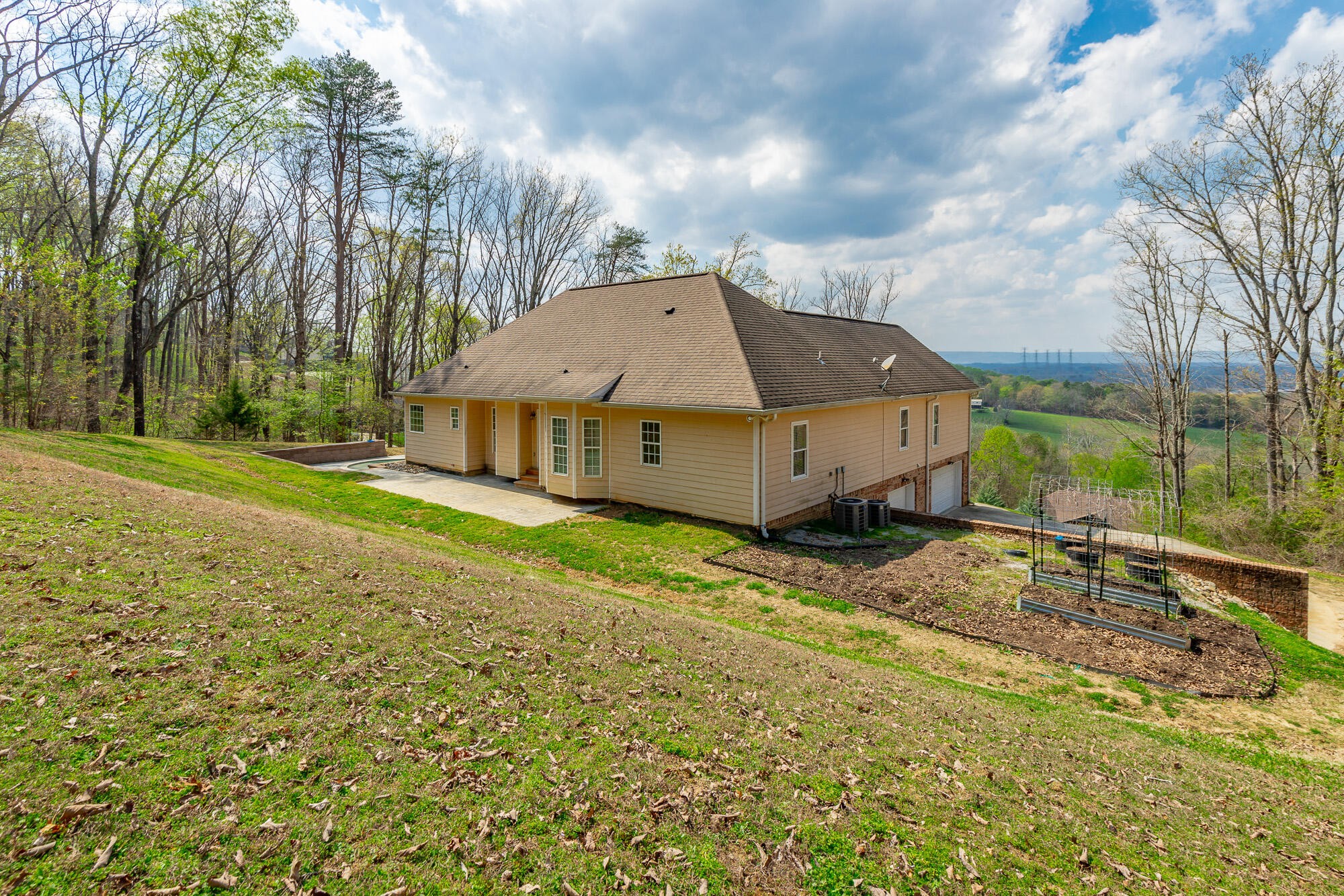 9768 Caseview Drive Harrison TN 37341