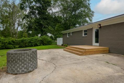 808 Maplehill Drive Tullahoma TN 37388