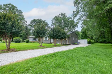 808 Maplehill Drive Tullahoma TN 37388