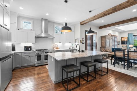 128 37TH Avenue N Nashville TN 37209