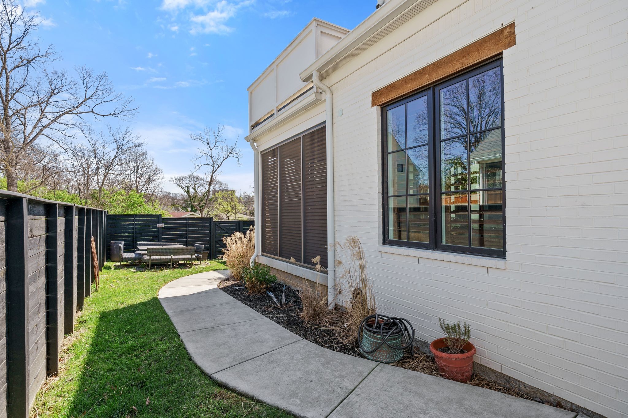 128 37th Ave, N Nashville TN 37209