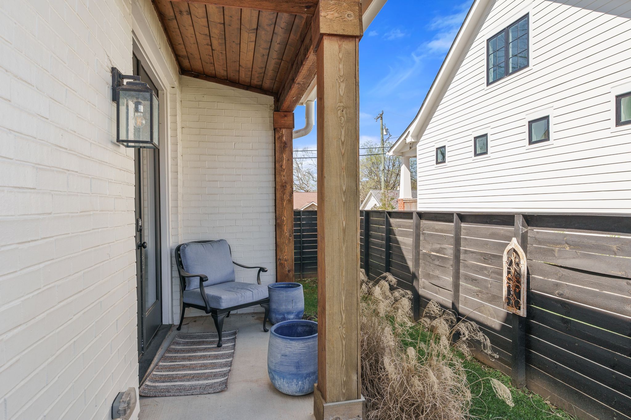 128 37th Ave, N Nashville TN 37209