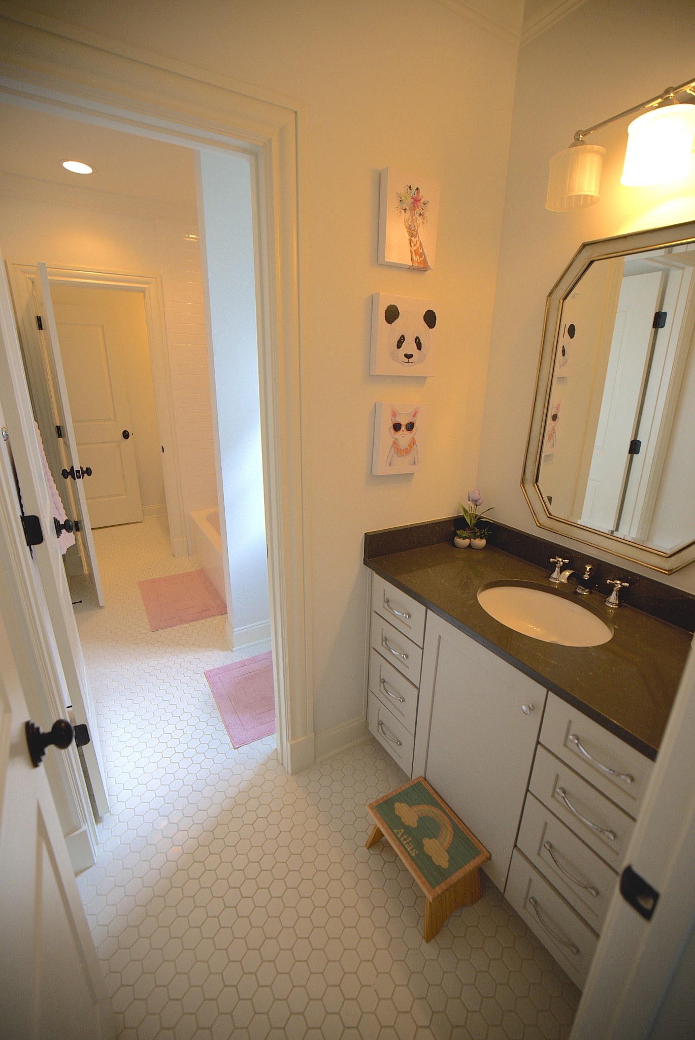 2011B Galbraith Drive Nashville TN 37215