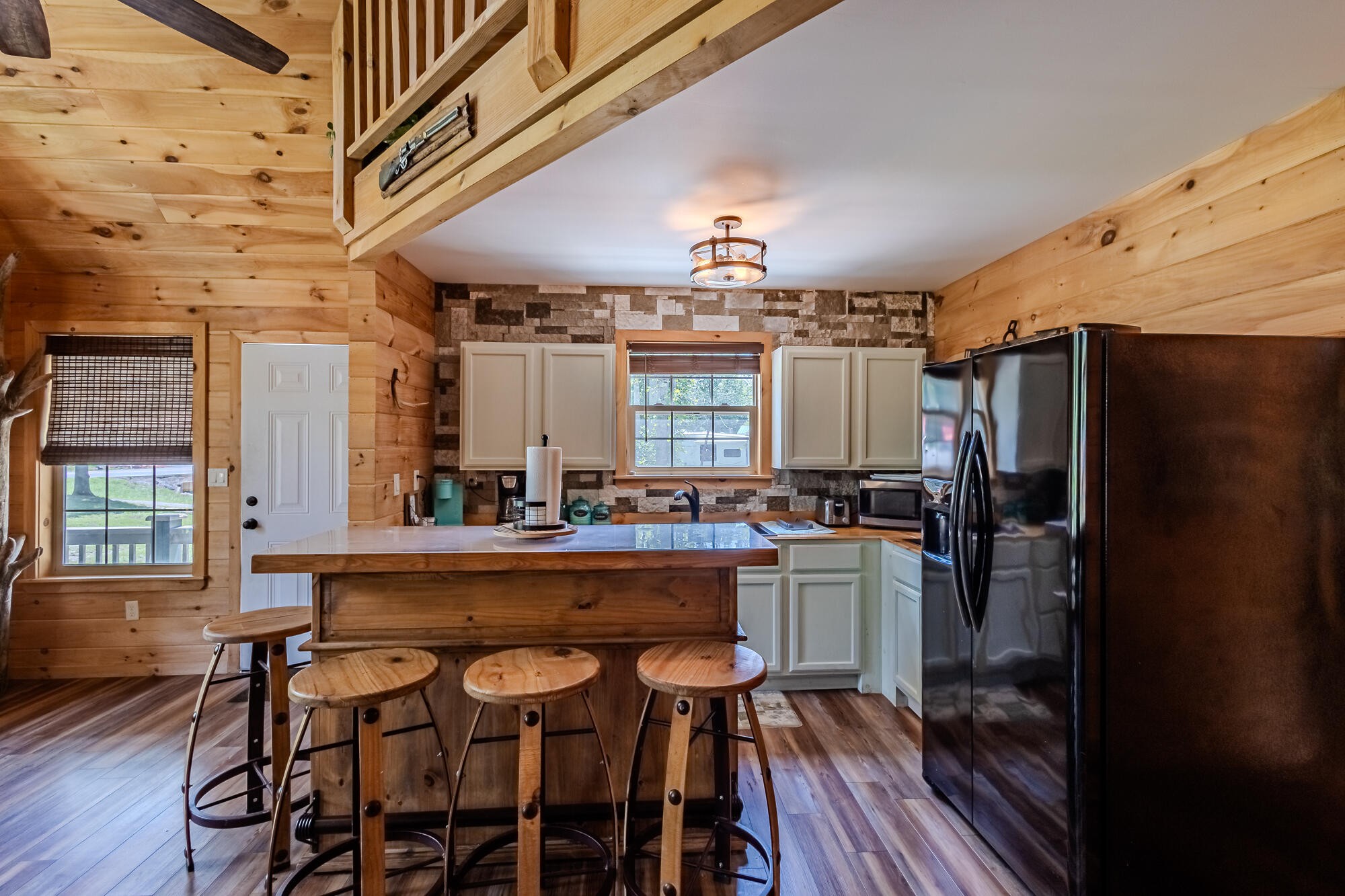 6725 State Highway 304 Ten Mile TN 37880