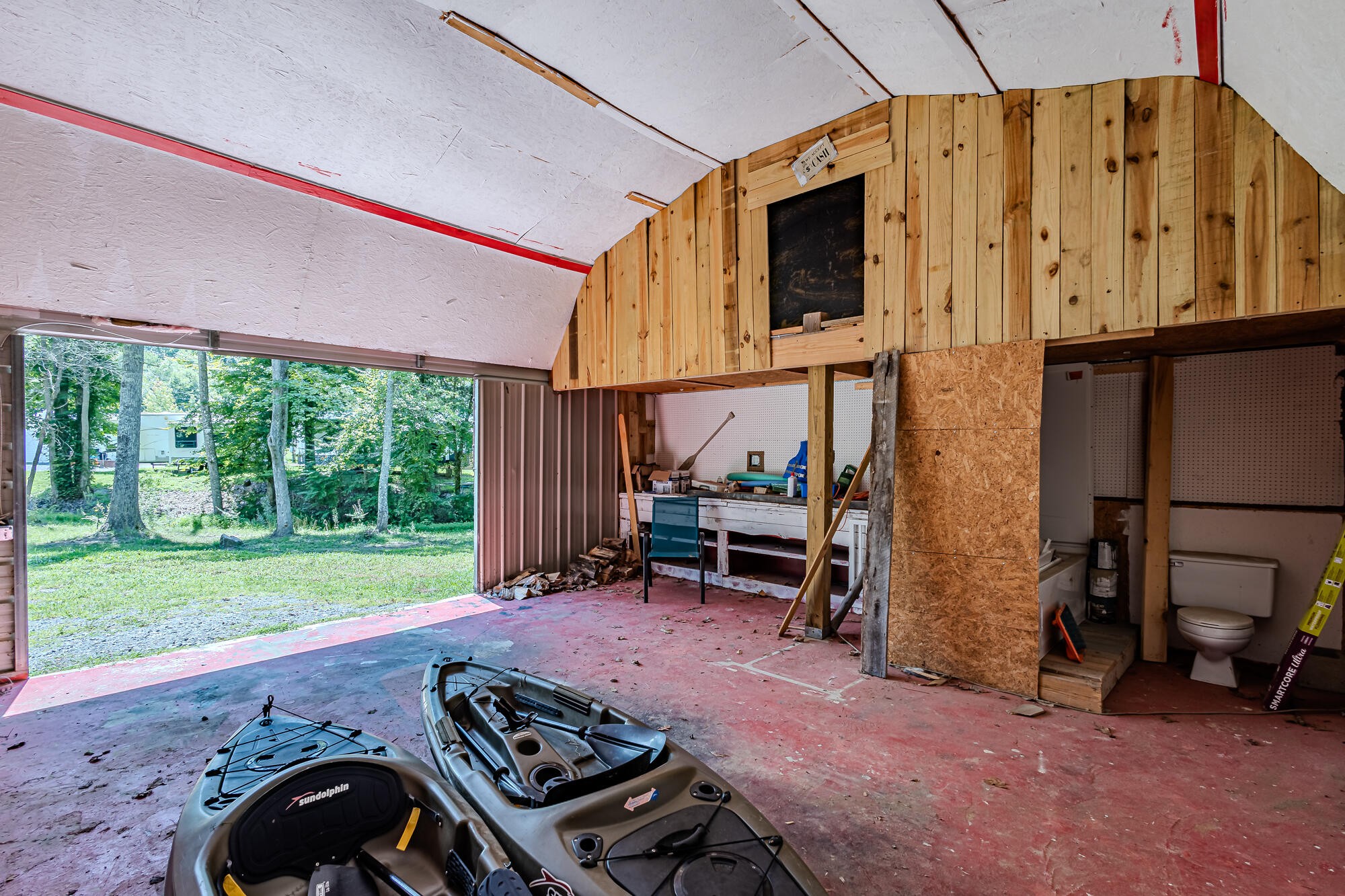 6725 State Highway 304 Ten Mile TN 37880