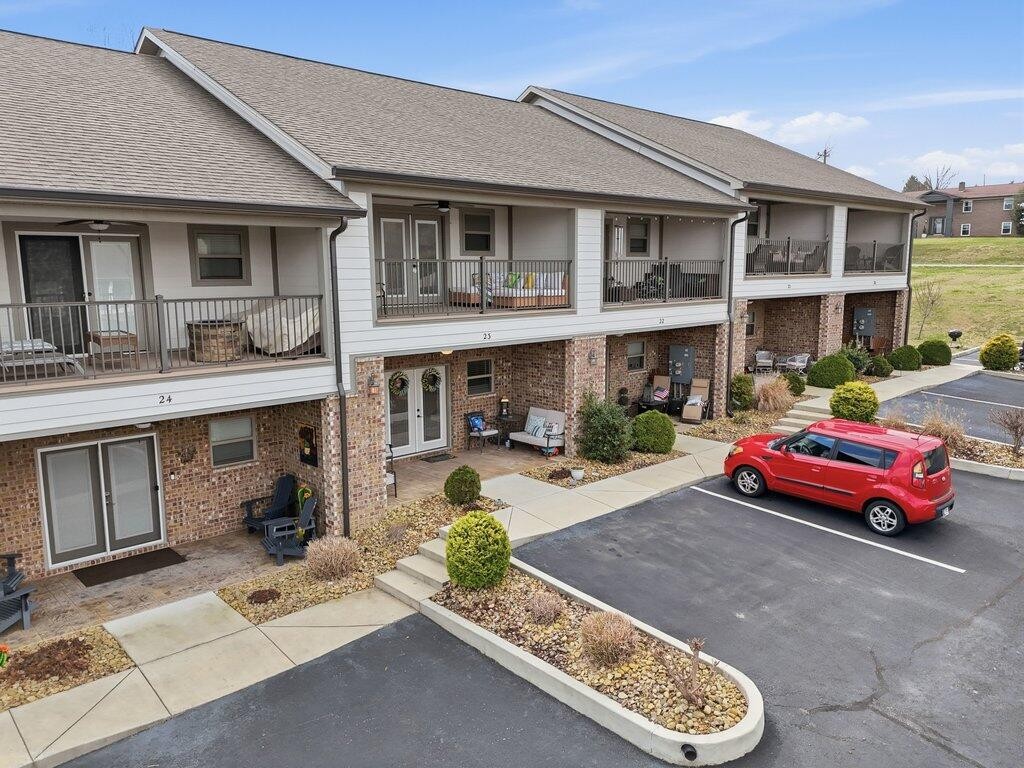 1255 New Lake Road Spring City TN 37381