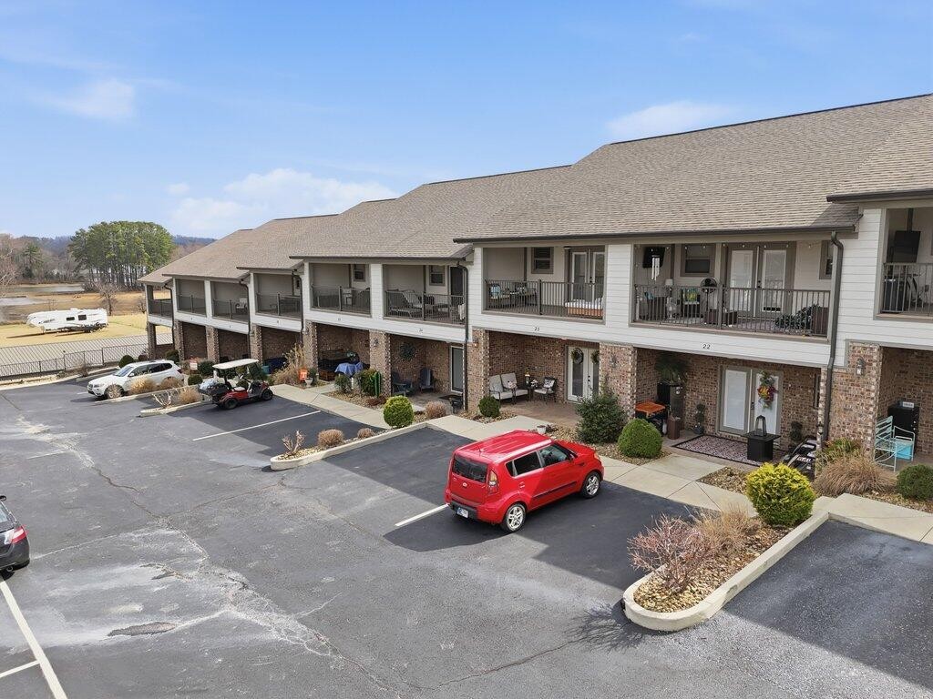 1255 New Lake Road Spring City TN 37381