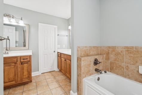 8552 Sawyer Brown Road Nashville TN 37221