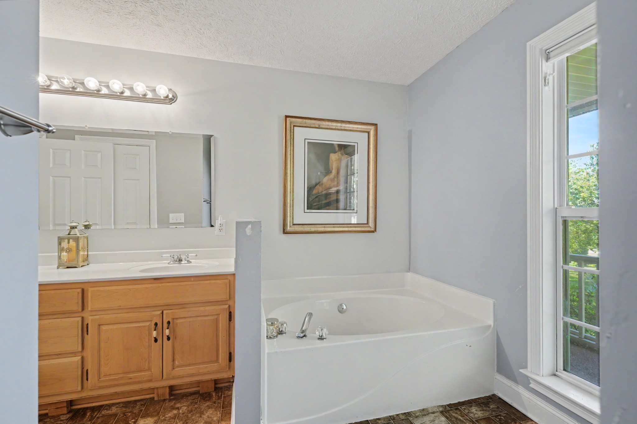 3358 Hwy 52, E Bethpage TN 37022
