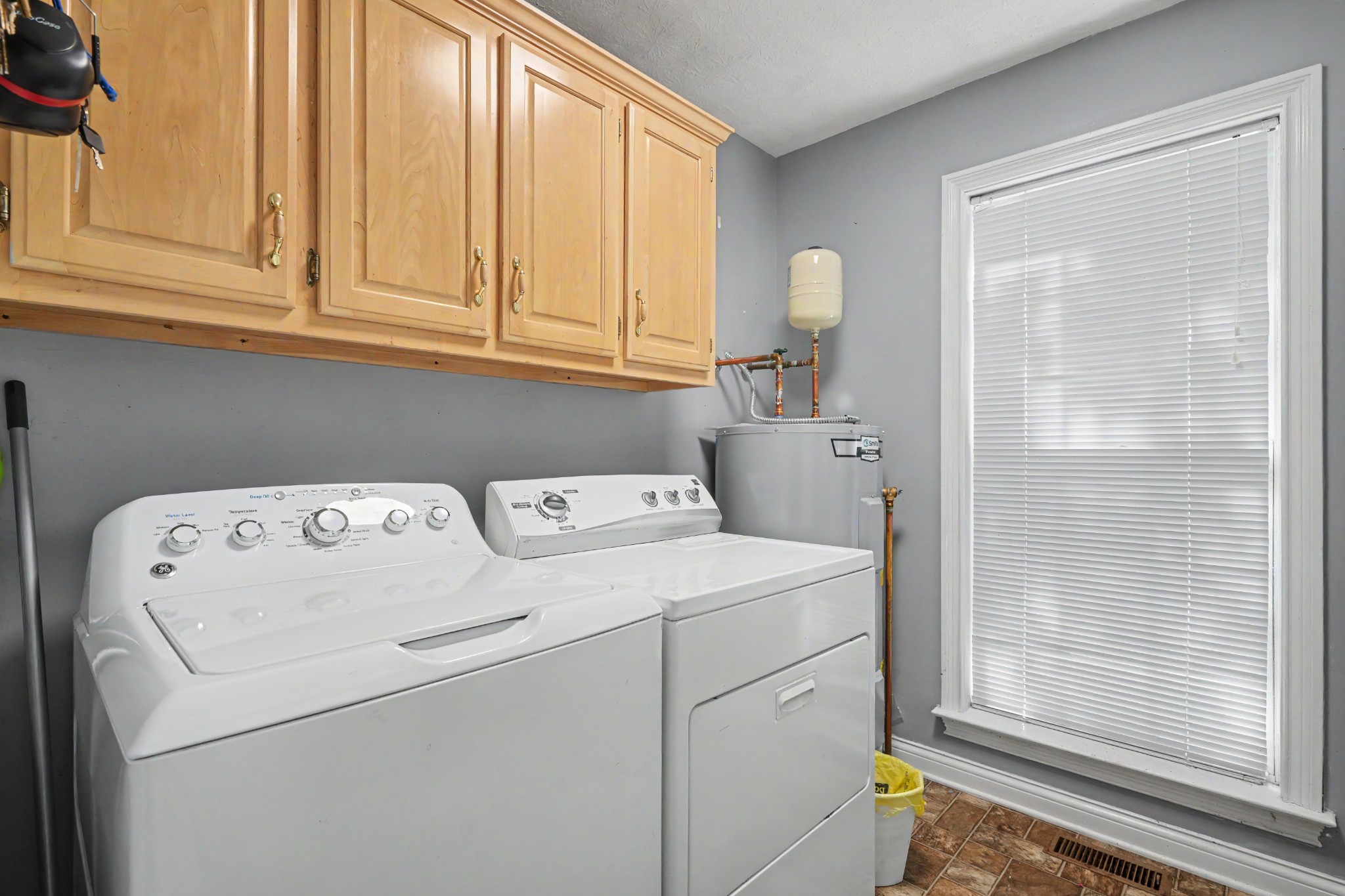3358 Hwy 52, E Bethpage TN 37022