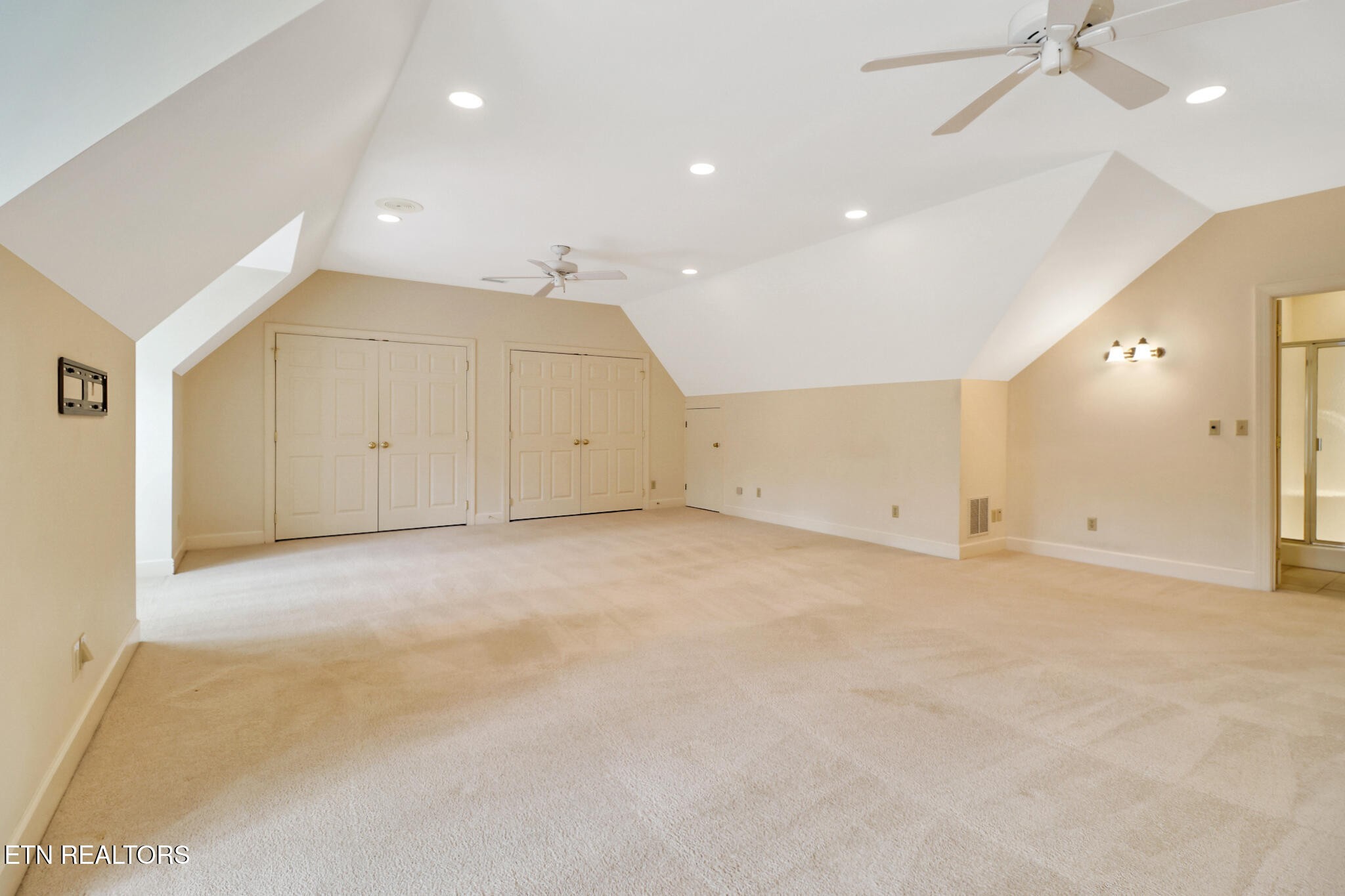 218 Channing Lane Crossville TN 38555