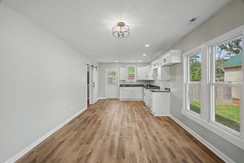 219 Cherry Street Guthrie KY 42234
