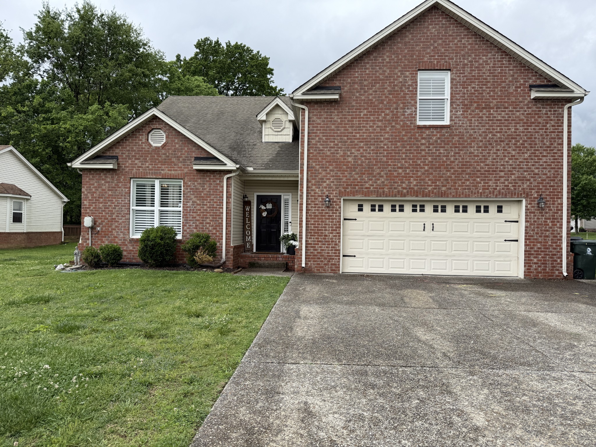 153 Willowleaf Lane White House TN 37188