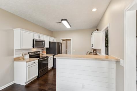153 Willowleaf Lane White House TN 37188