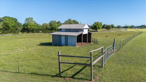 132 Beartown Road Loretto TN 38469