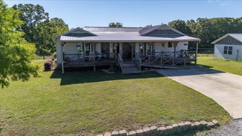 132 Beartown Road Loretto TN 38469