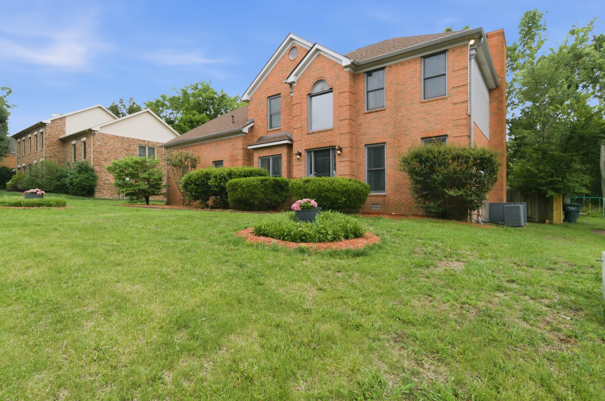 7220 River Bend Road Nashville TN 37221