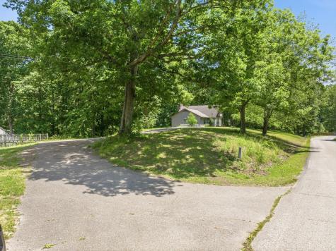 4110 Corinth Road Lexington TN 38351