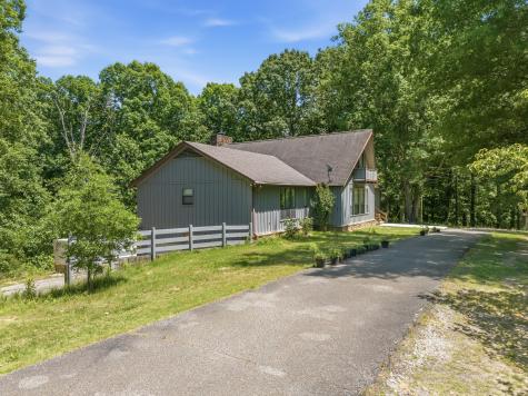 4110 Corinth Road Lexington TN 38351