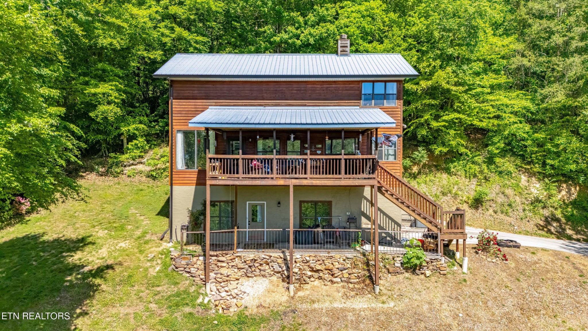 1738 Mountain Shores Road New Tazewell TN 37825